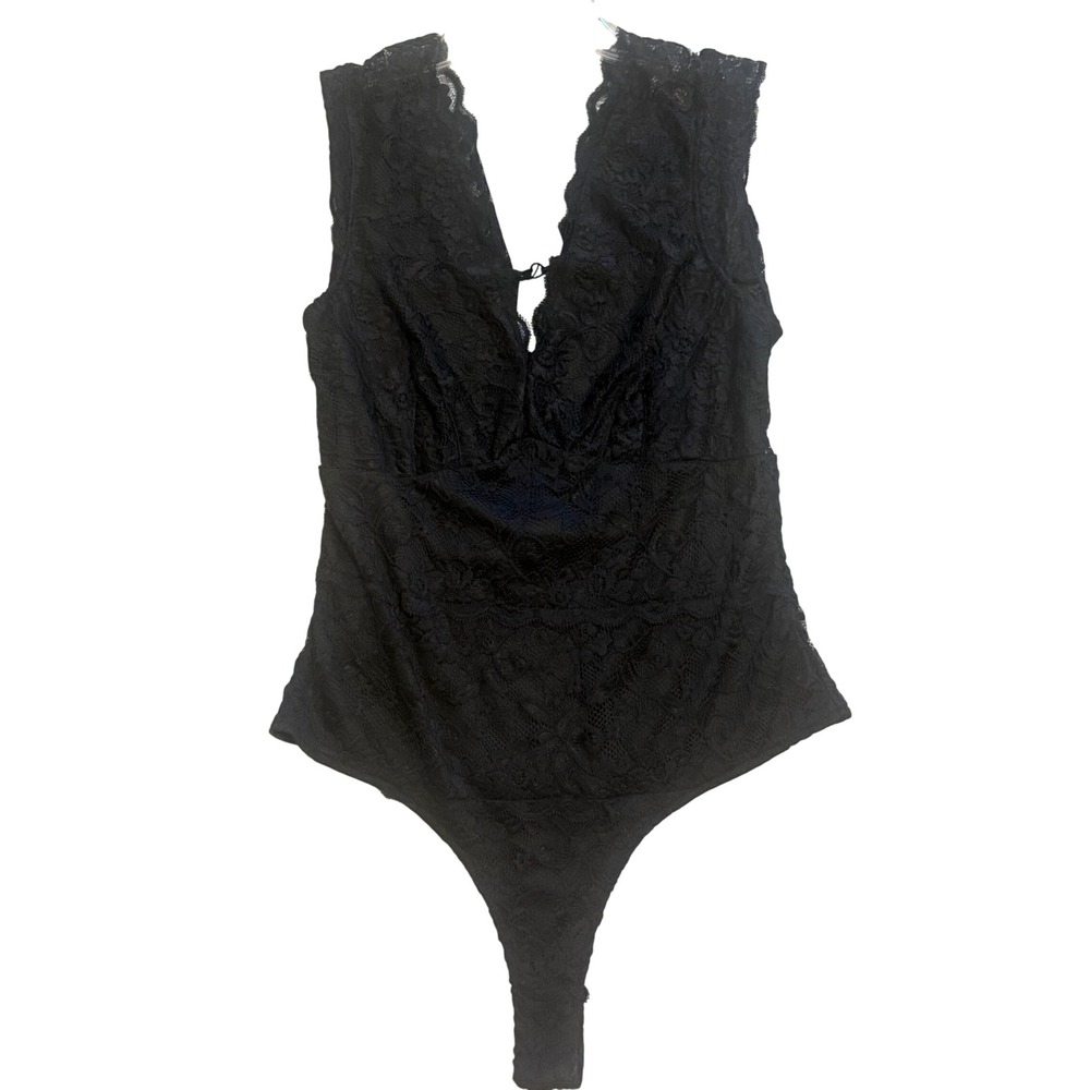 Willow & Root Lace Bodysuit Women Small Black Like New Keyhole Clip Back LB3141